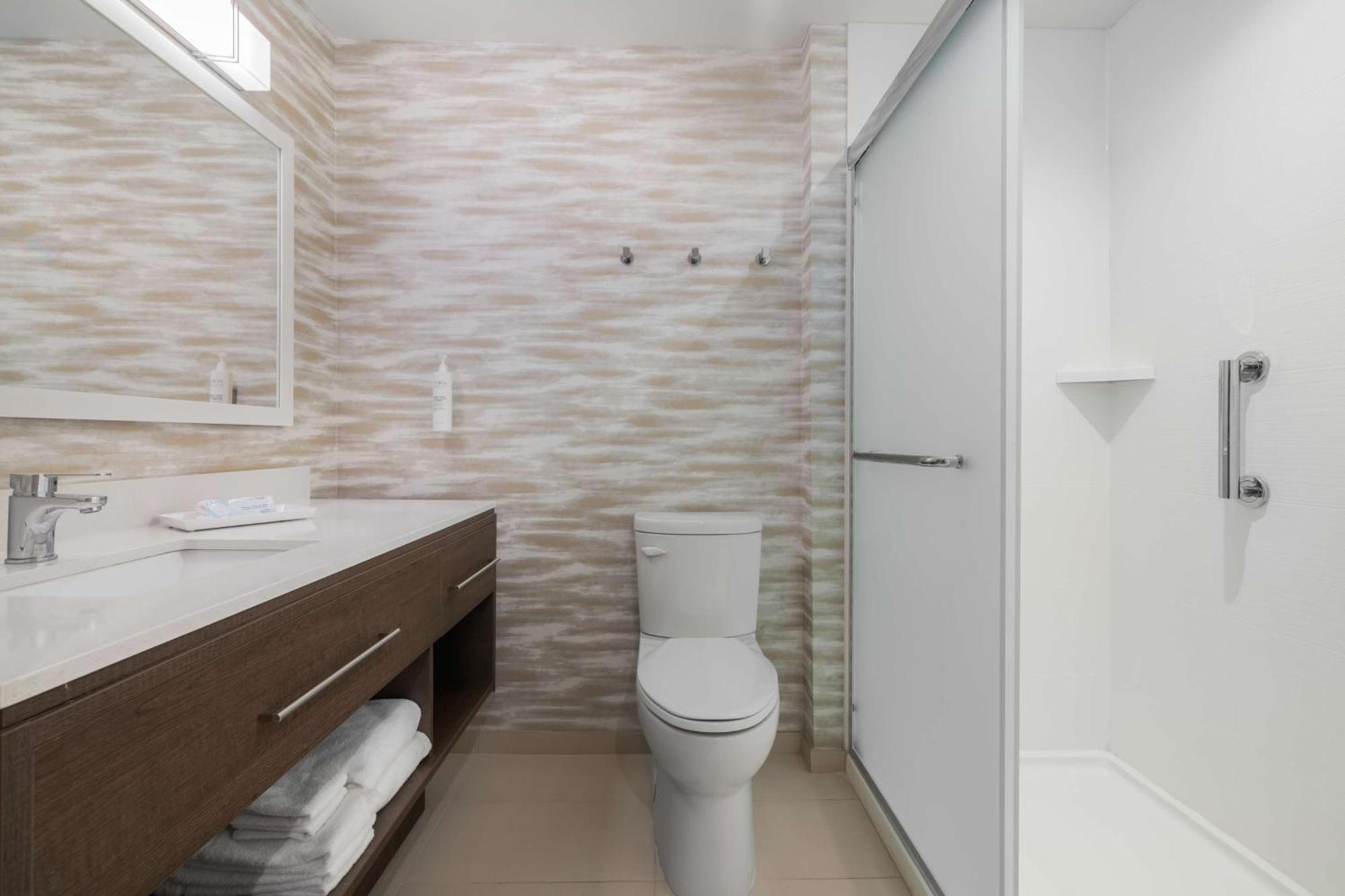 Home2 Suites By Hilton ال سنترو المظهر الخارجي الصورة